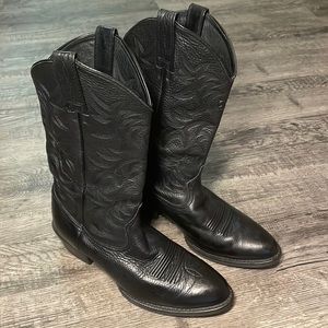 Women’s Ariat Heritage Western R Toe Black Cowboy Boots size 9D